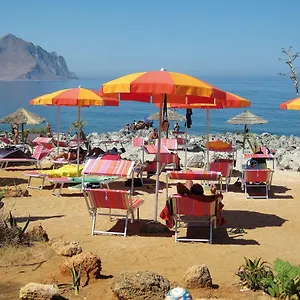 Happy Camp Mobile Homes In El-bahira Village Campeggio San Vito Lo Capo